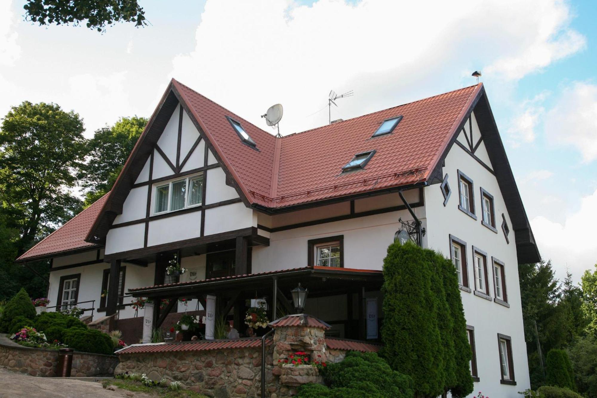 Pils Hotel Kandava Luaran gambar